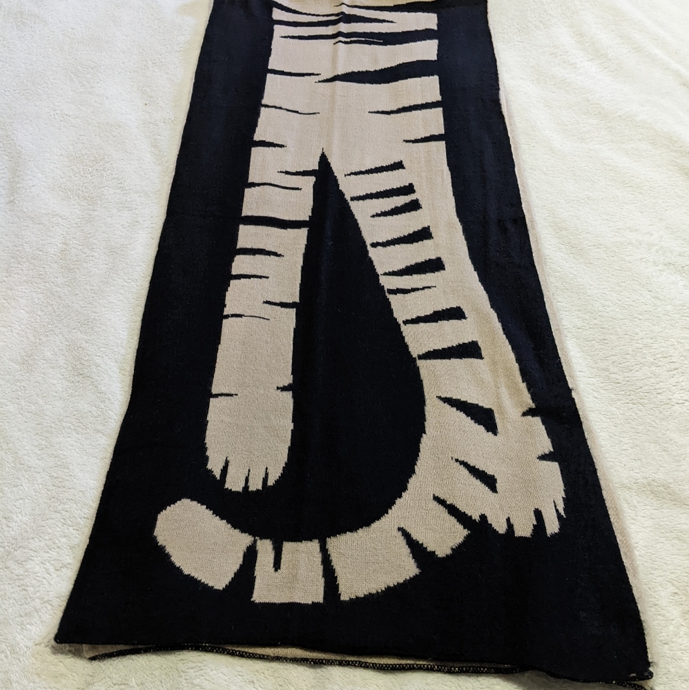 Topshop Cat Blanket Scarf/Wrap - Picture 5 of 5